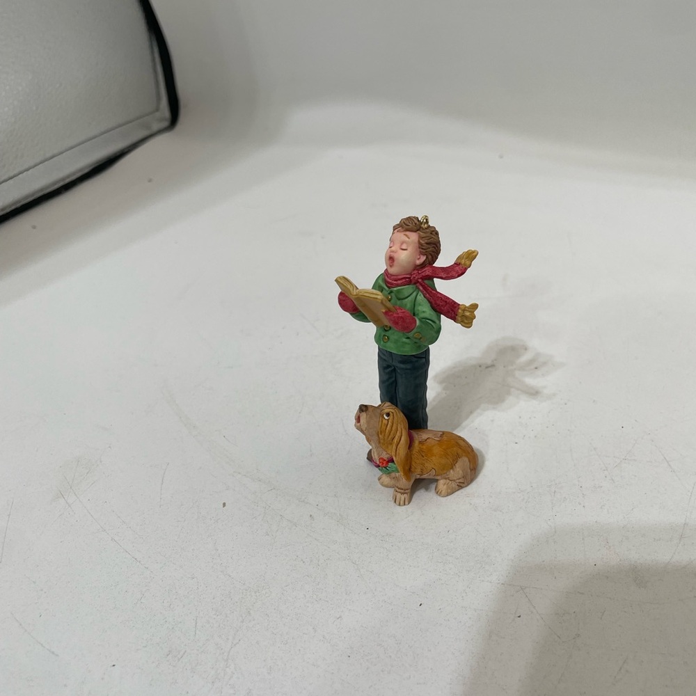 Hallmark caroler’s best friend Christmas ornament